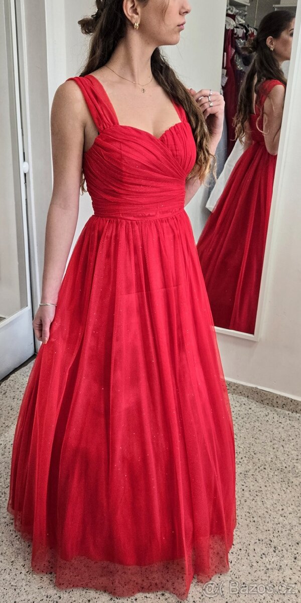 NOVÉ TŘPYTIVÉ plesové šaty ČERVENÉ