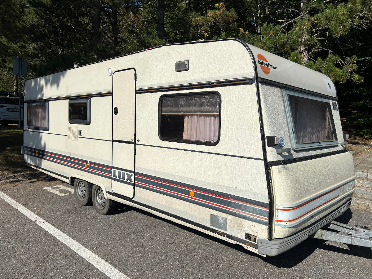Karavan Burstner CLub-dvounáprava