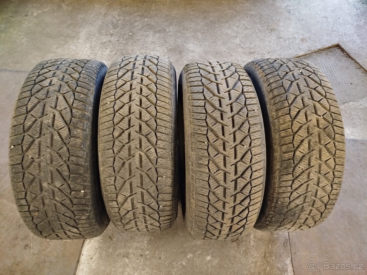 Zimní Pneu 265/65 r17