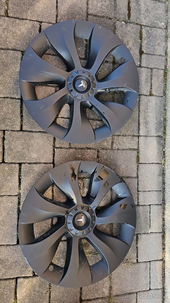 Poklice na Tesla Model Y