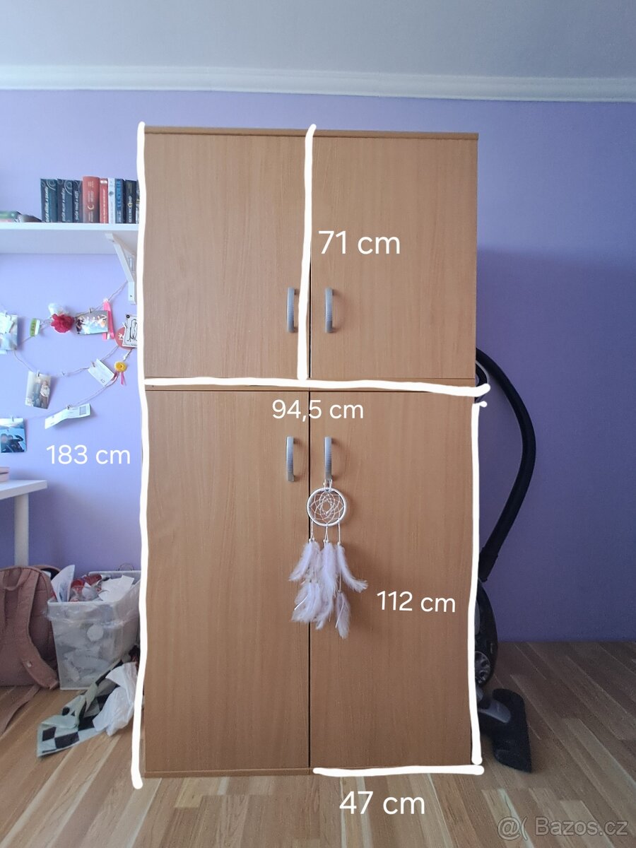 Šatní skříň, skříň