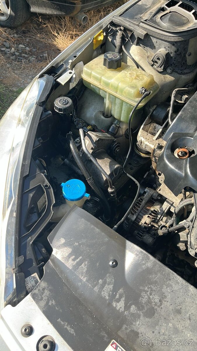 Servo řízení peugot 407