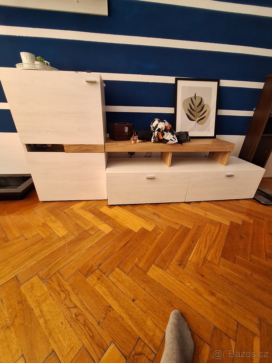 Obývací stěna
