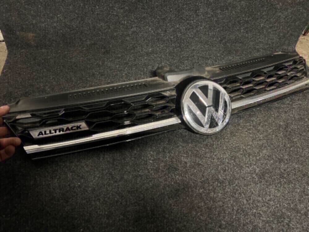 Přední maska VW Golf 7 alltrack
