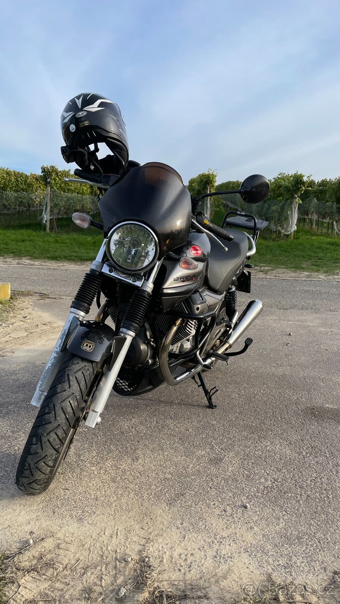 Moto Guzzi Breva 750 ie