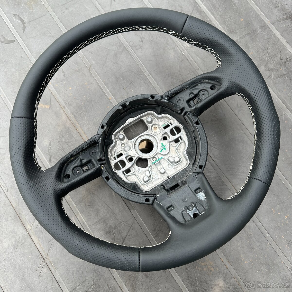Audi A3, A4, A6 (C7), A7, A8 nový kožený volant