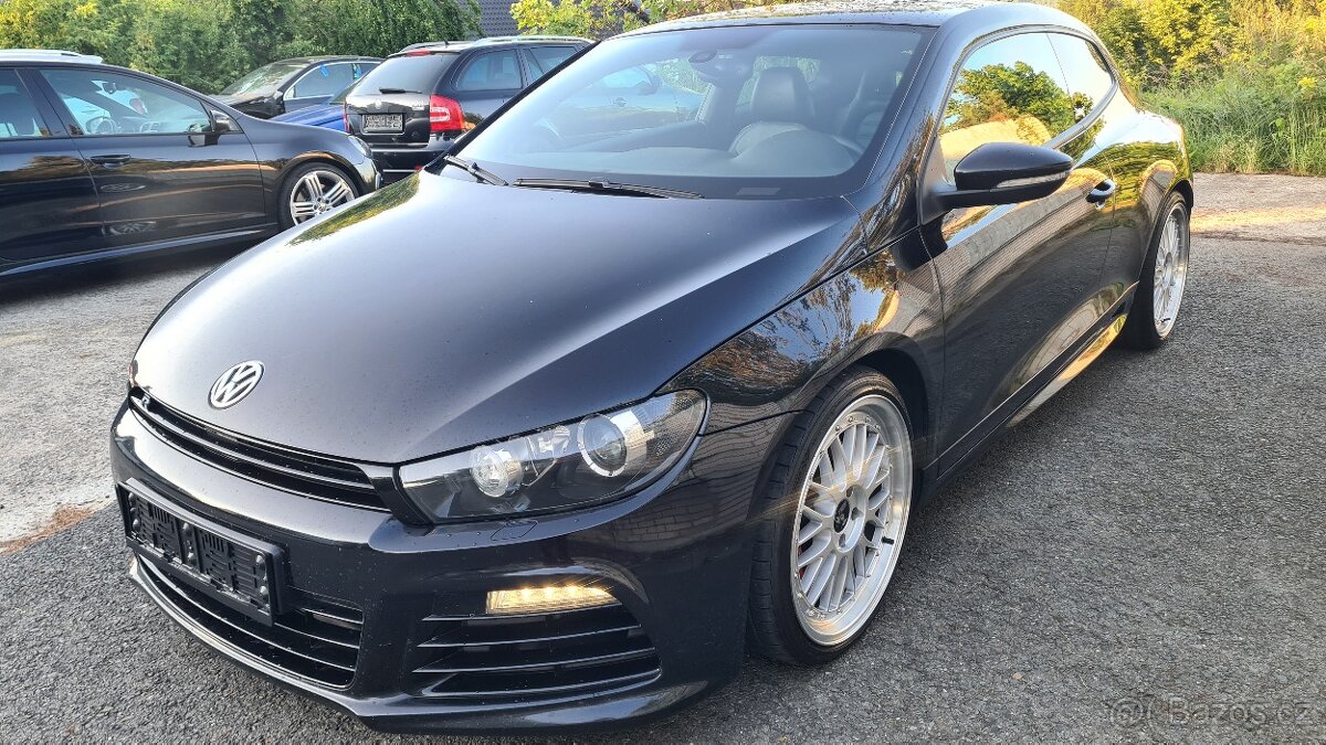 VOLKSWAGEN SCIROCCO R - 2,0TSi Sport 147kW