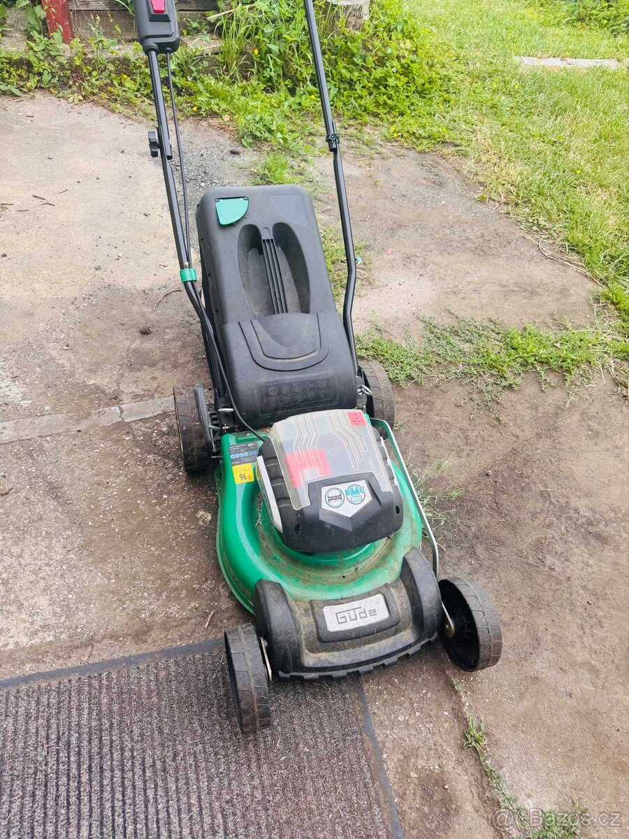 Gude Aku sekačka 800V/40V