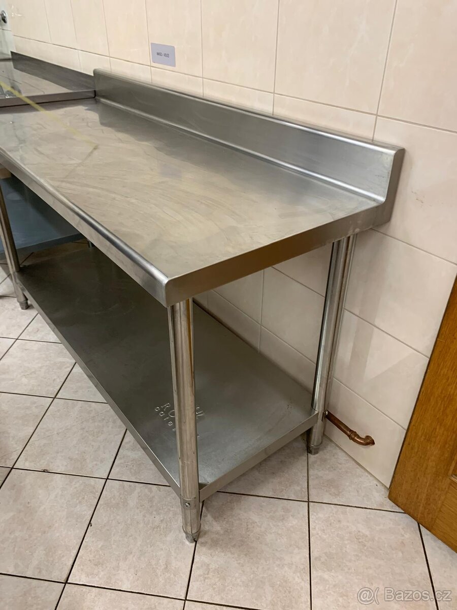 Stůl nerez - gastro Royal Catering