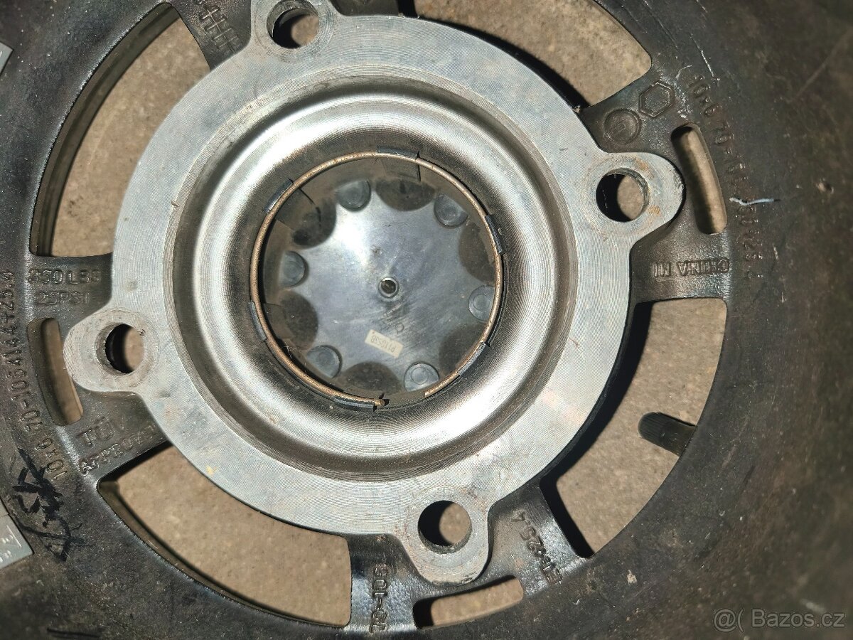 Prodám alu kola na čtyřkolku