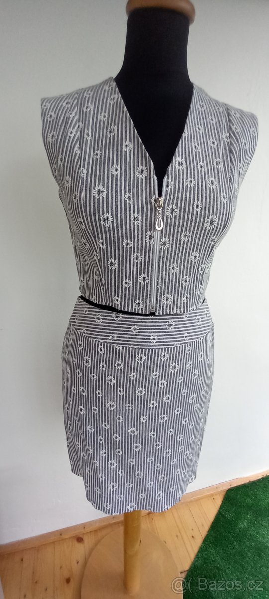 Prodám letní komplet z bavlny vel. 36,38,40 a 42