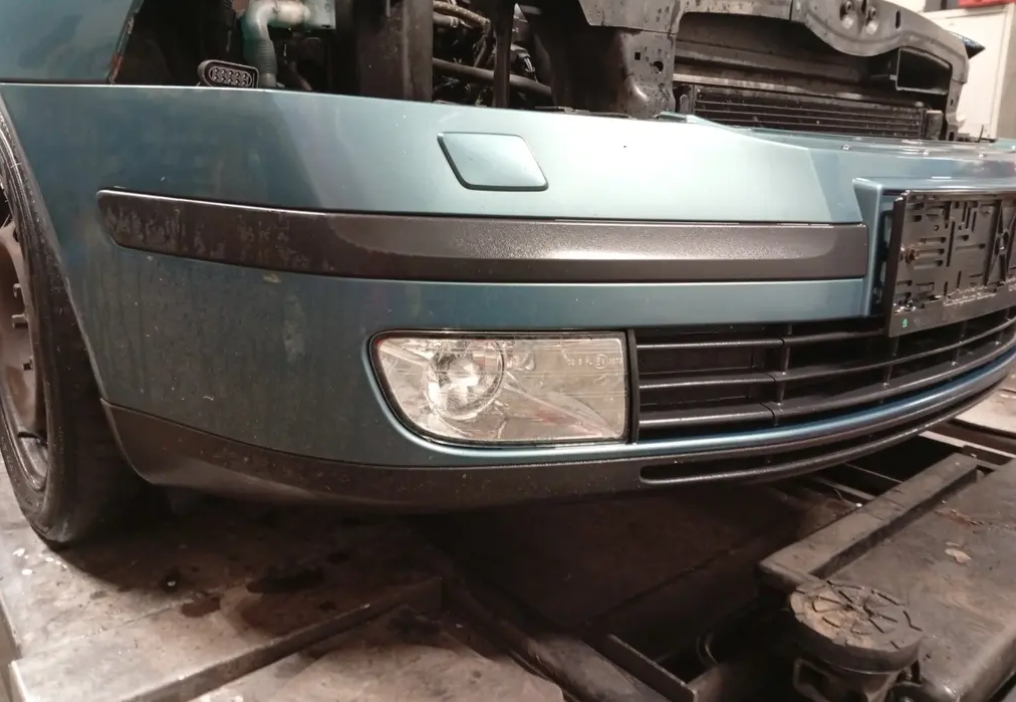 Přední nárazník Octavia II v barvě 9598