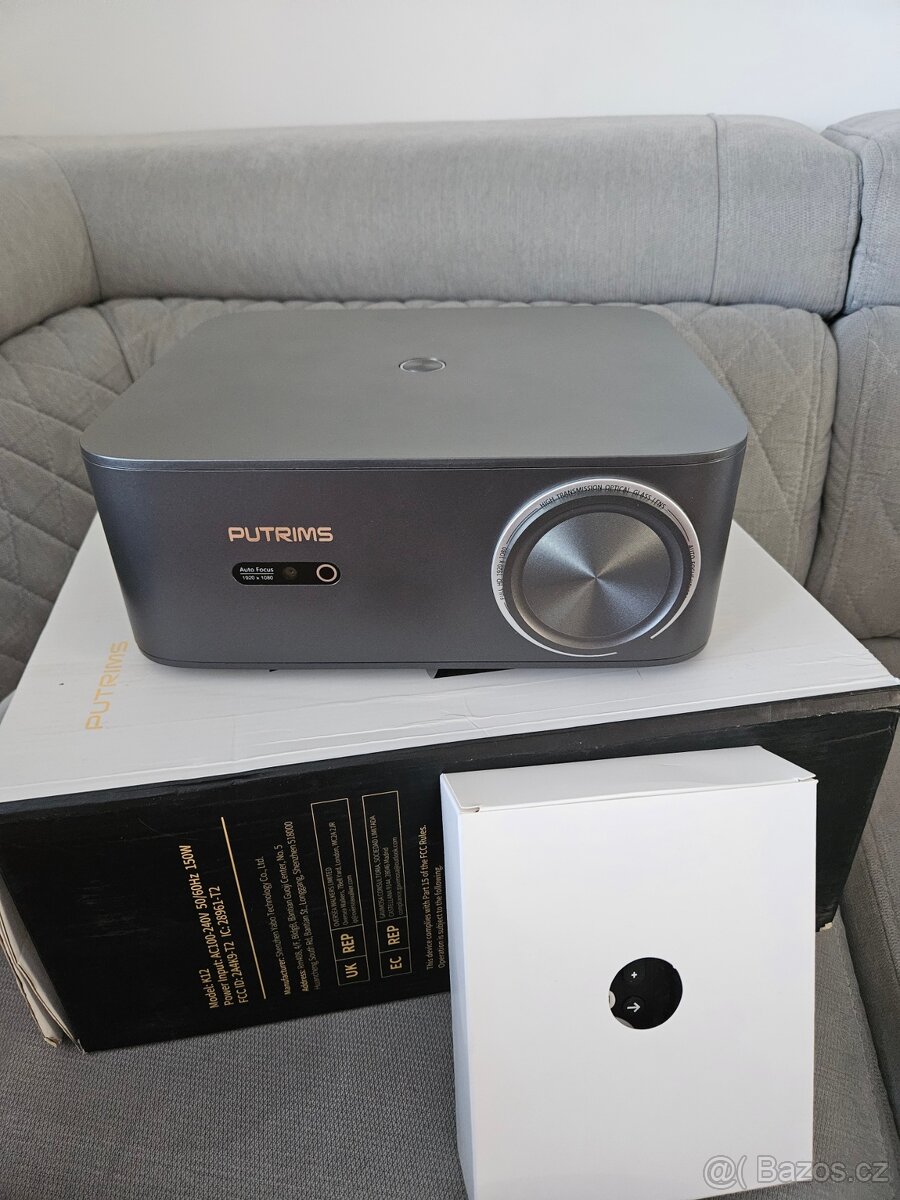 Putrims K12 – nový smart projektor