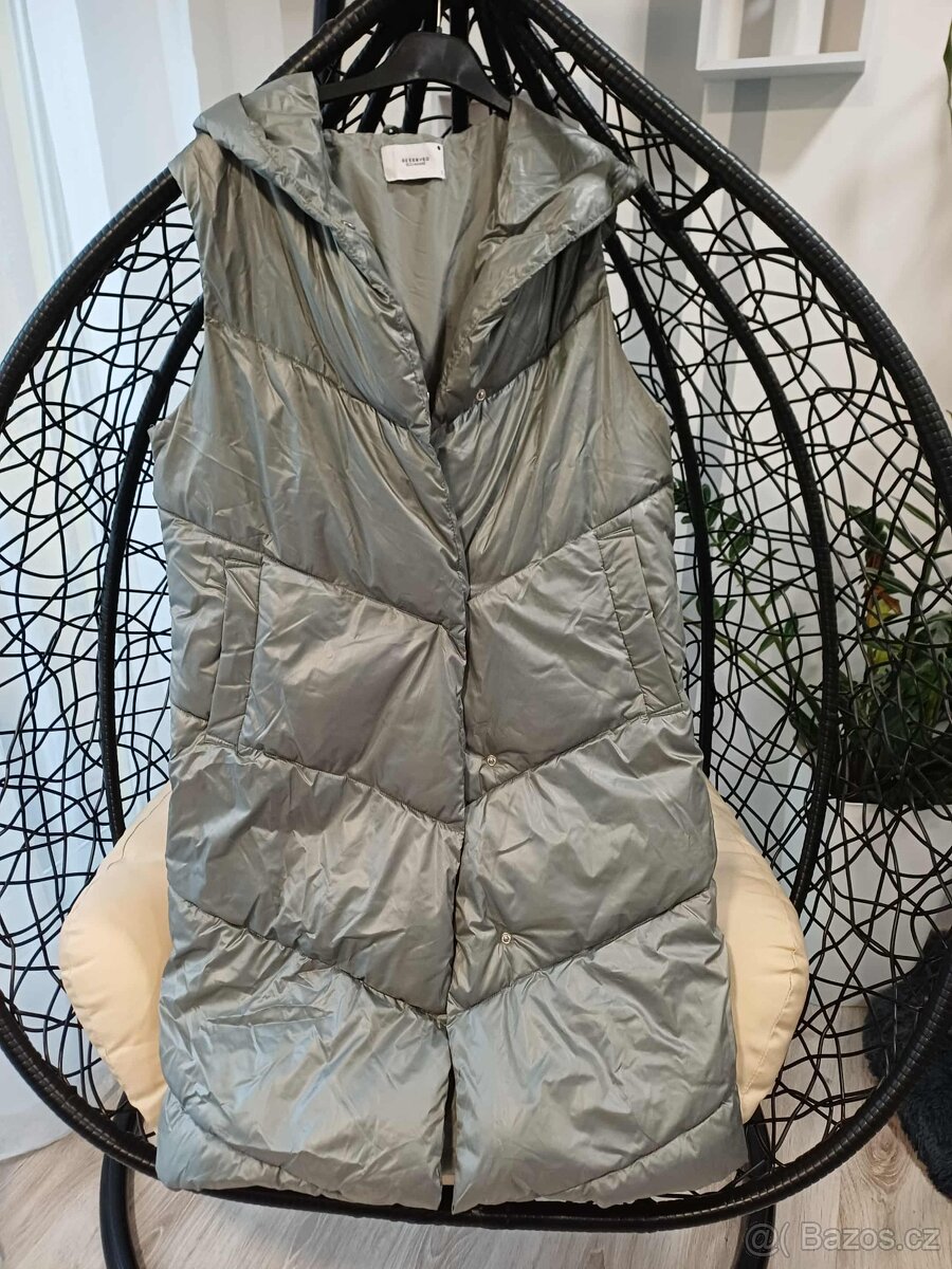 Dlouhá dámská vesta