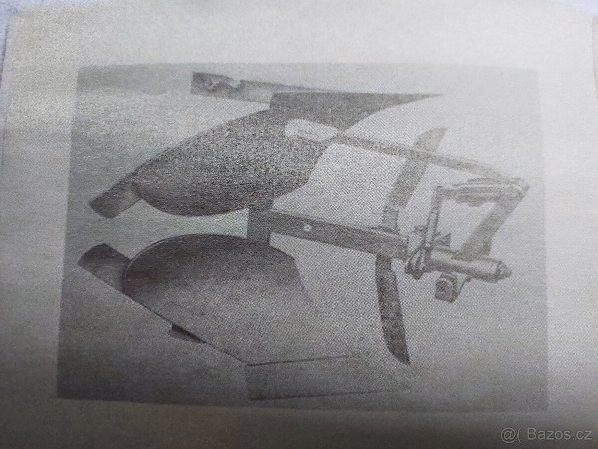 Jednoradličný oboustranný pluh APO-701