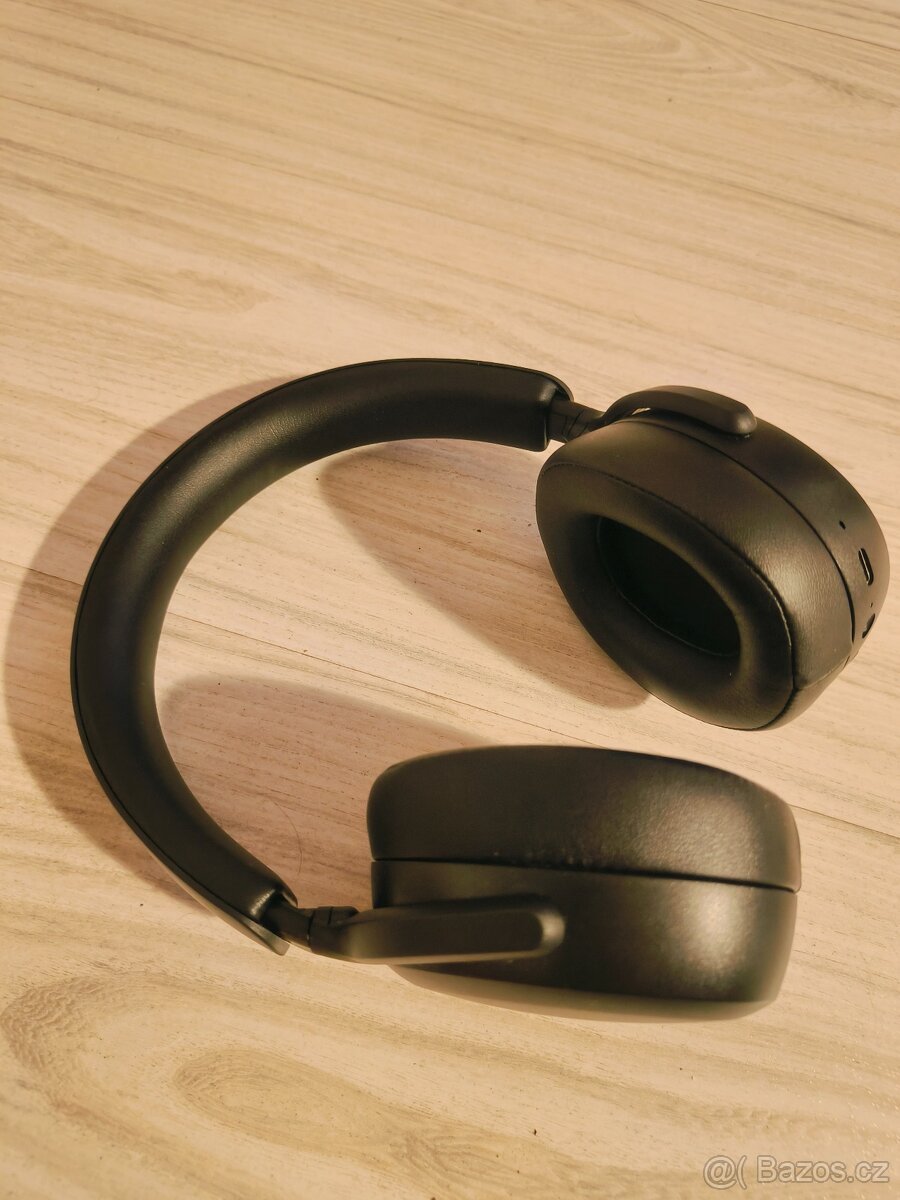 Niceboy Sora a Lamax Base 2