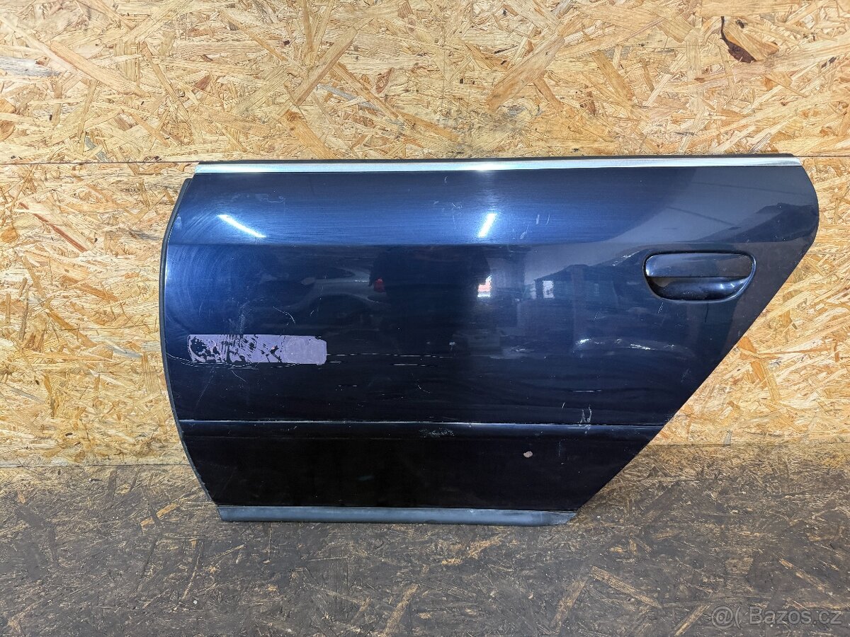 ZADNÍ LEVÉ DVEŘE AUDI A6 C5 AVANT