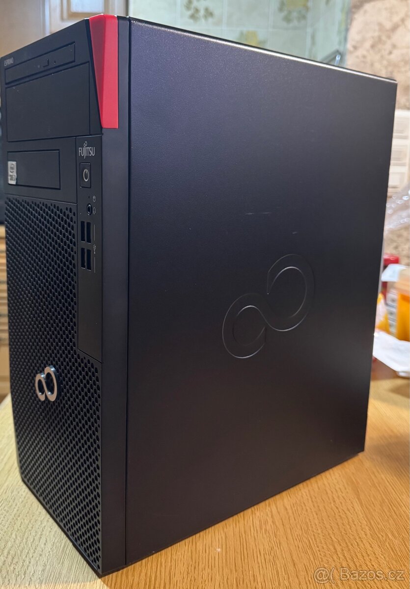 Esprimo i3, w11pro, Radeon pro