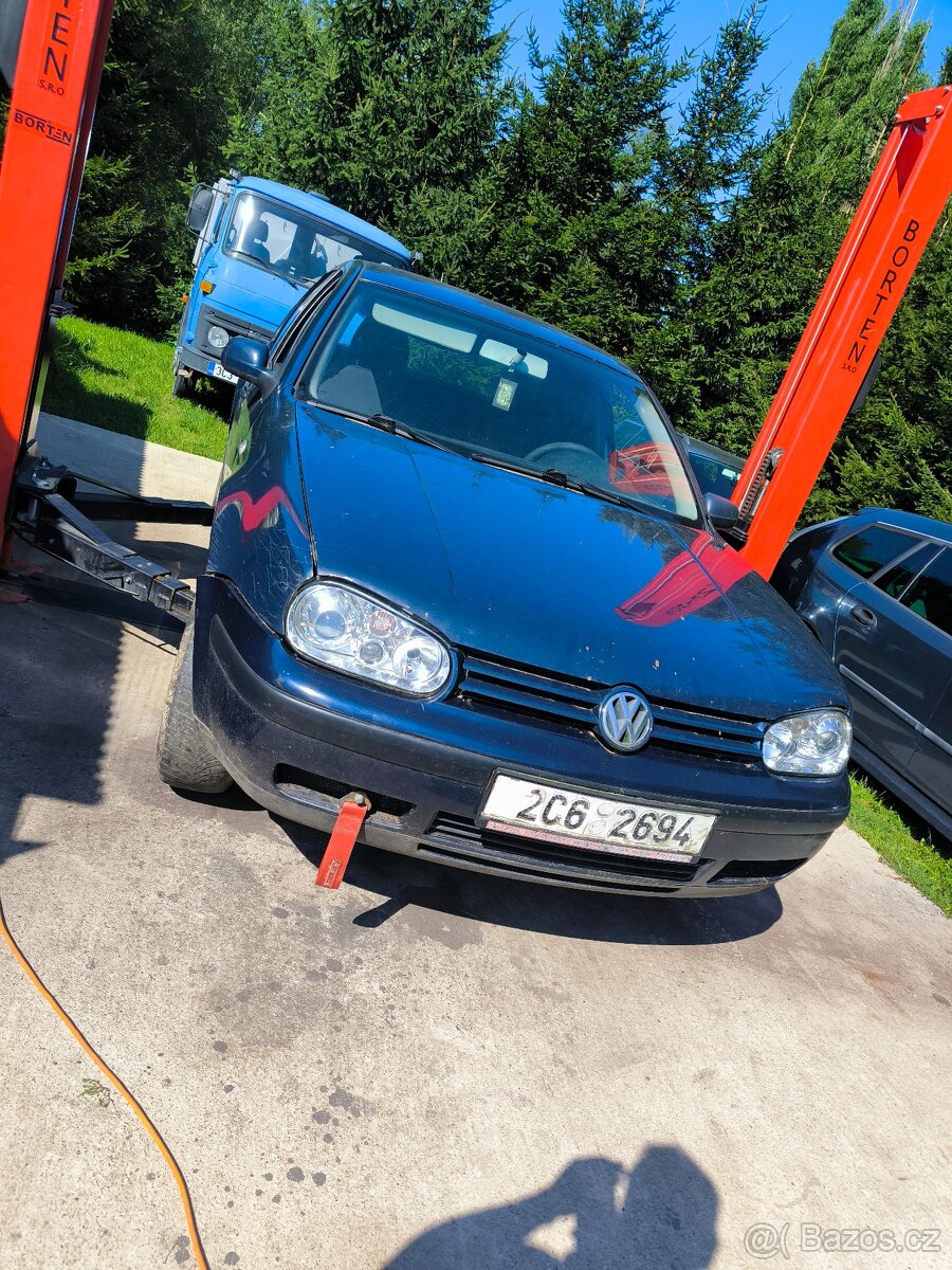 VW Golf 4 1.6