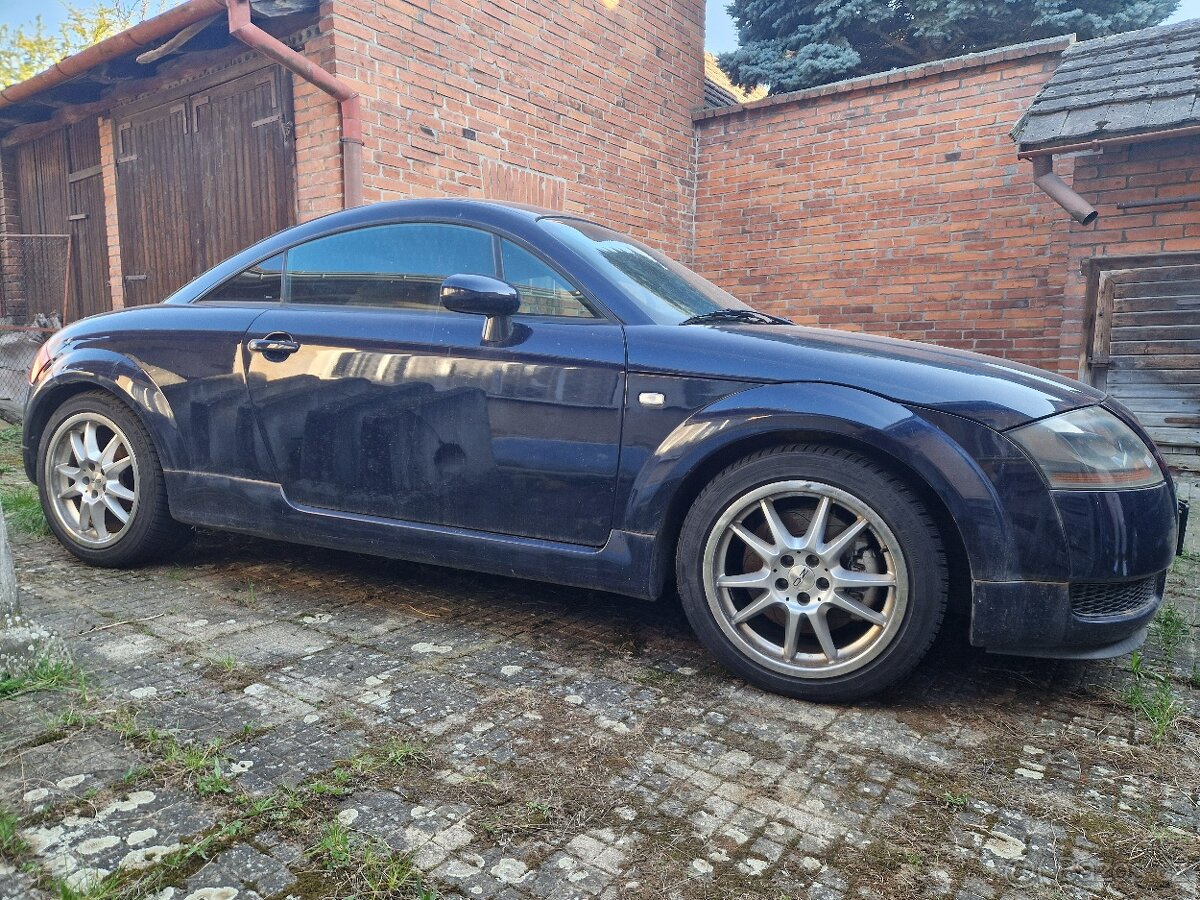 Audi TT 8N