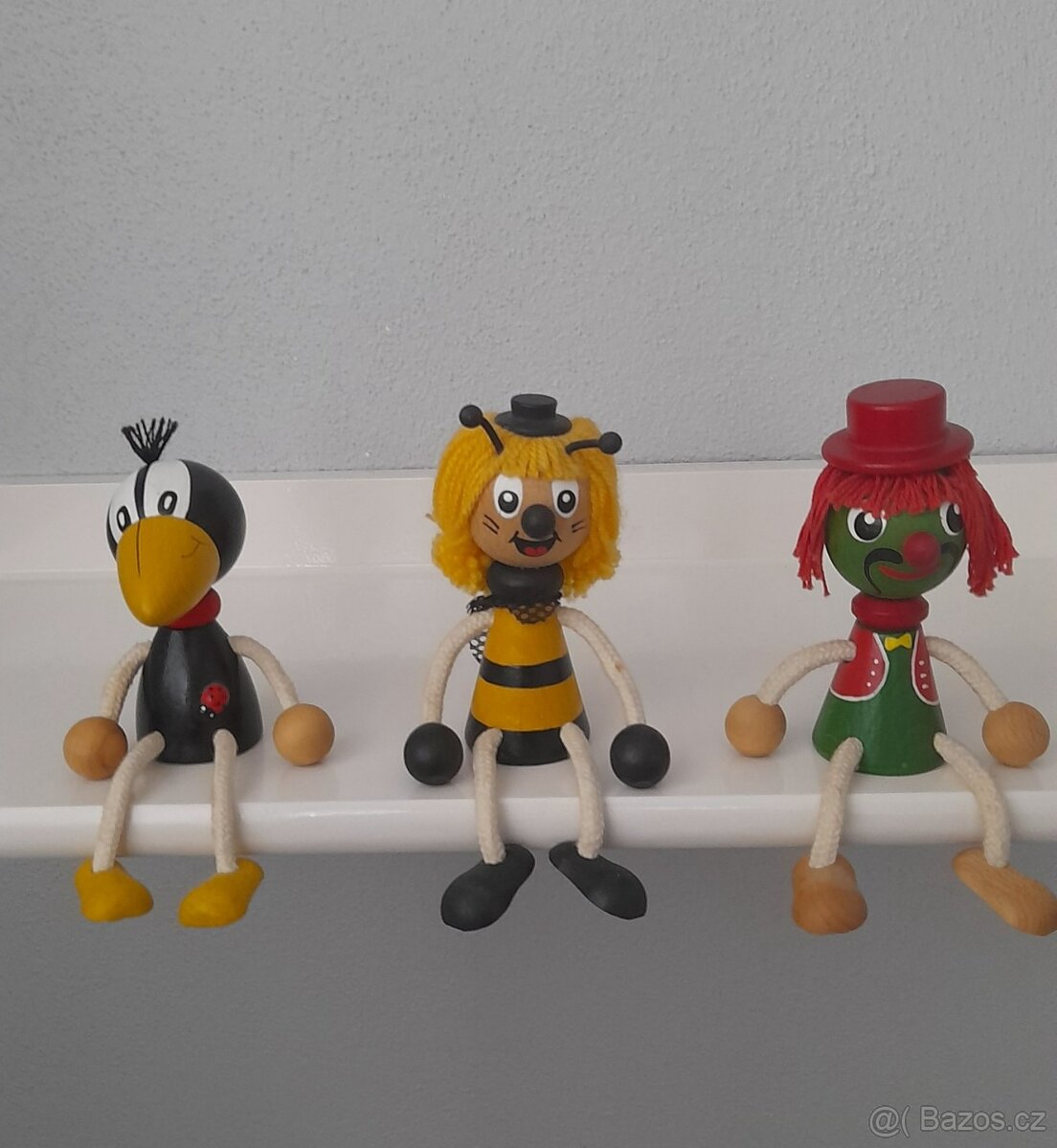 3x sběratelská dřevěná figurka - pták, včelka, vodník
