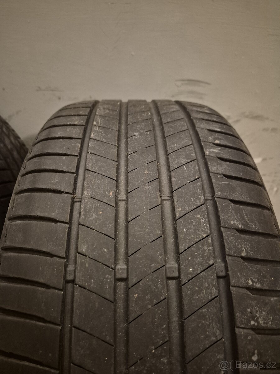 Bridgestone Turanza T005 245/40 R19