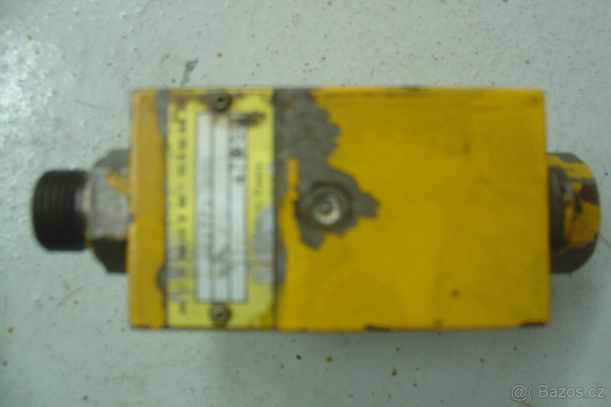 pasový bagr DH 411