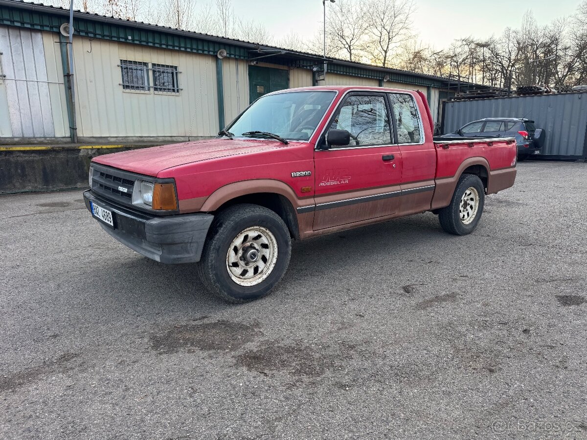 Mazda B 2200