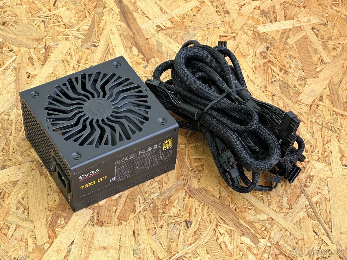PC zdroj : EVGA SuperNOVA 750 GT