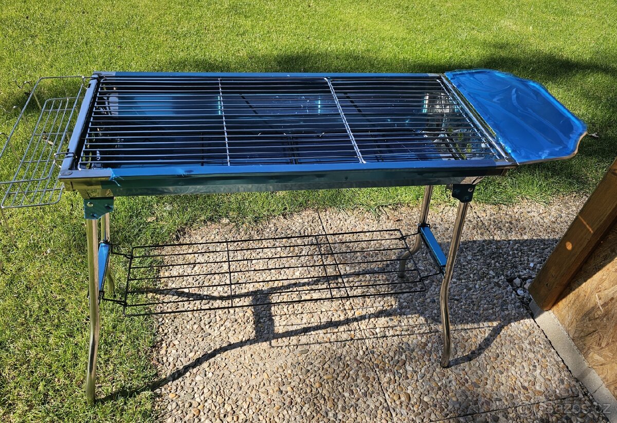 ROZKLÁDACÍ NEREZOVÝ GRIL KEMPING