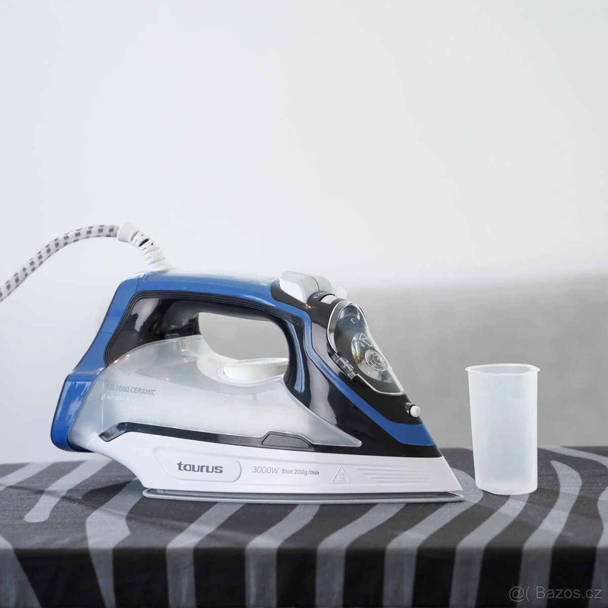 Žehlička Taurus FIJI 3000 Ceramic, nepoužívaná
