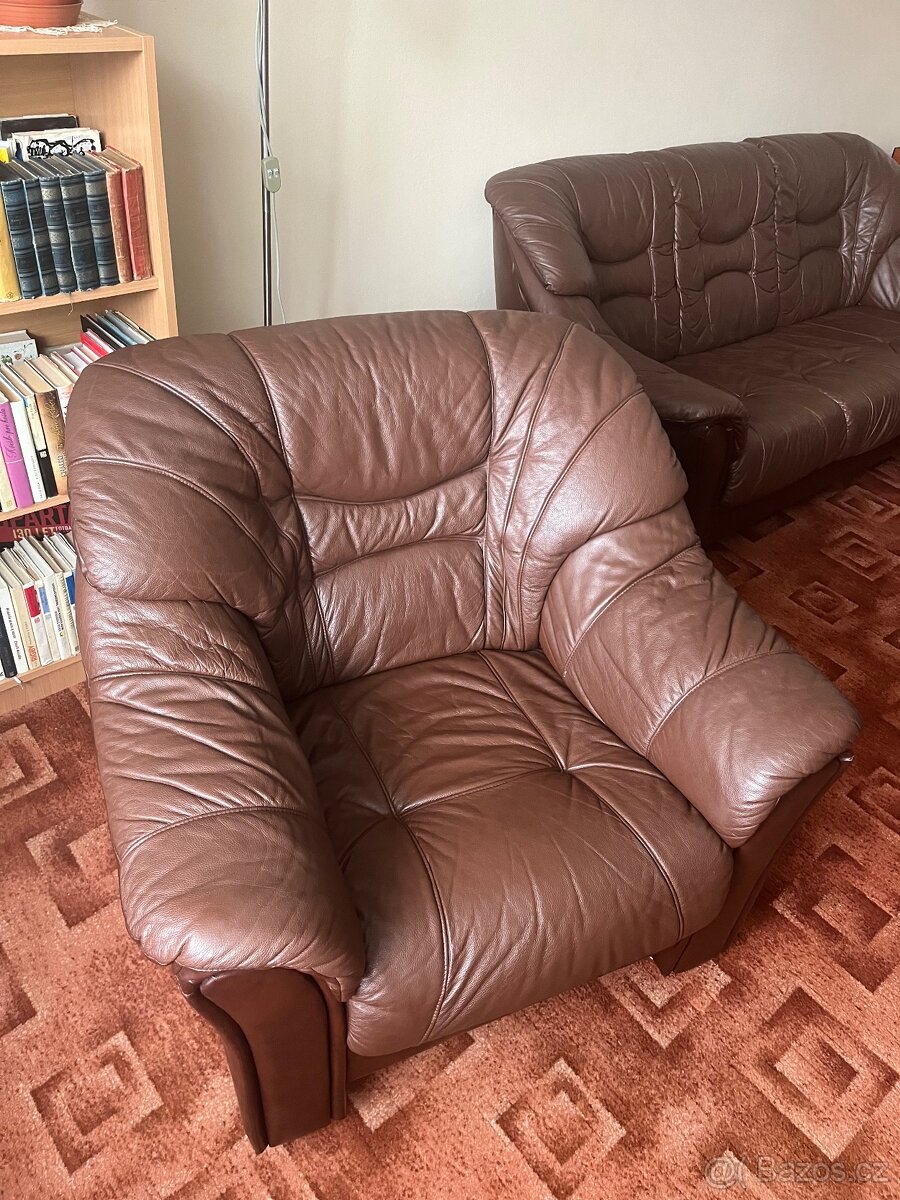 Kožená sedací souprava hnědá