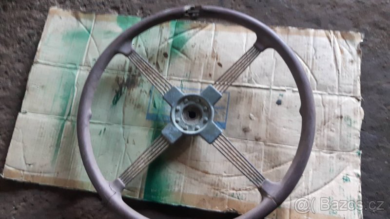 Volant Mercedes ?