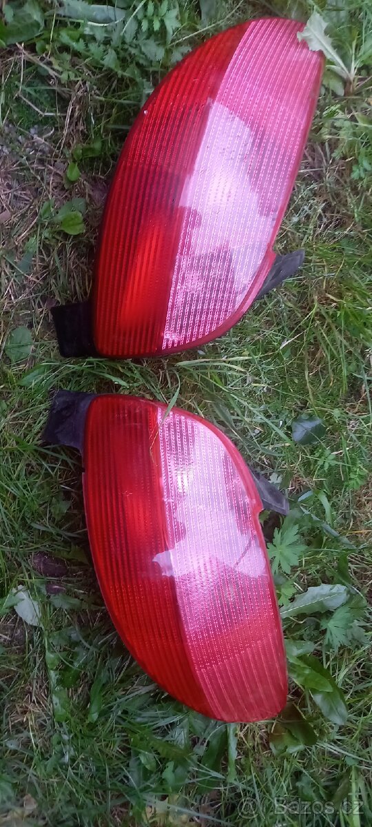 Zadni světla Peugeot 206