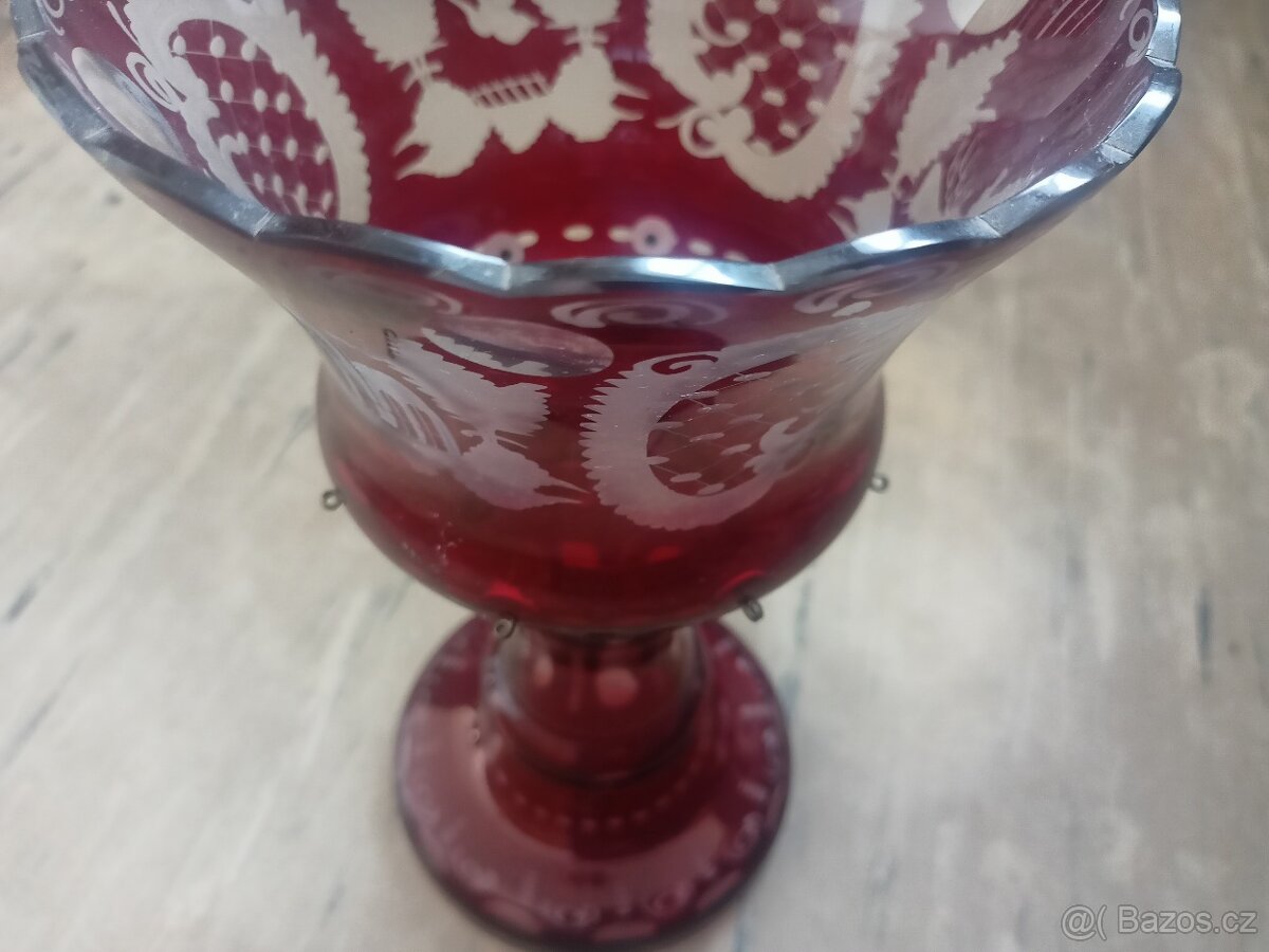 Ozdobná váza (číše)výška 26,5cm