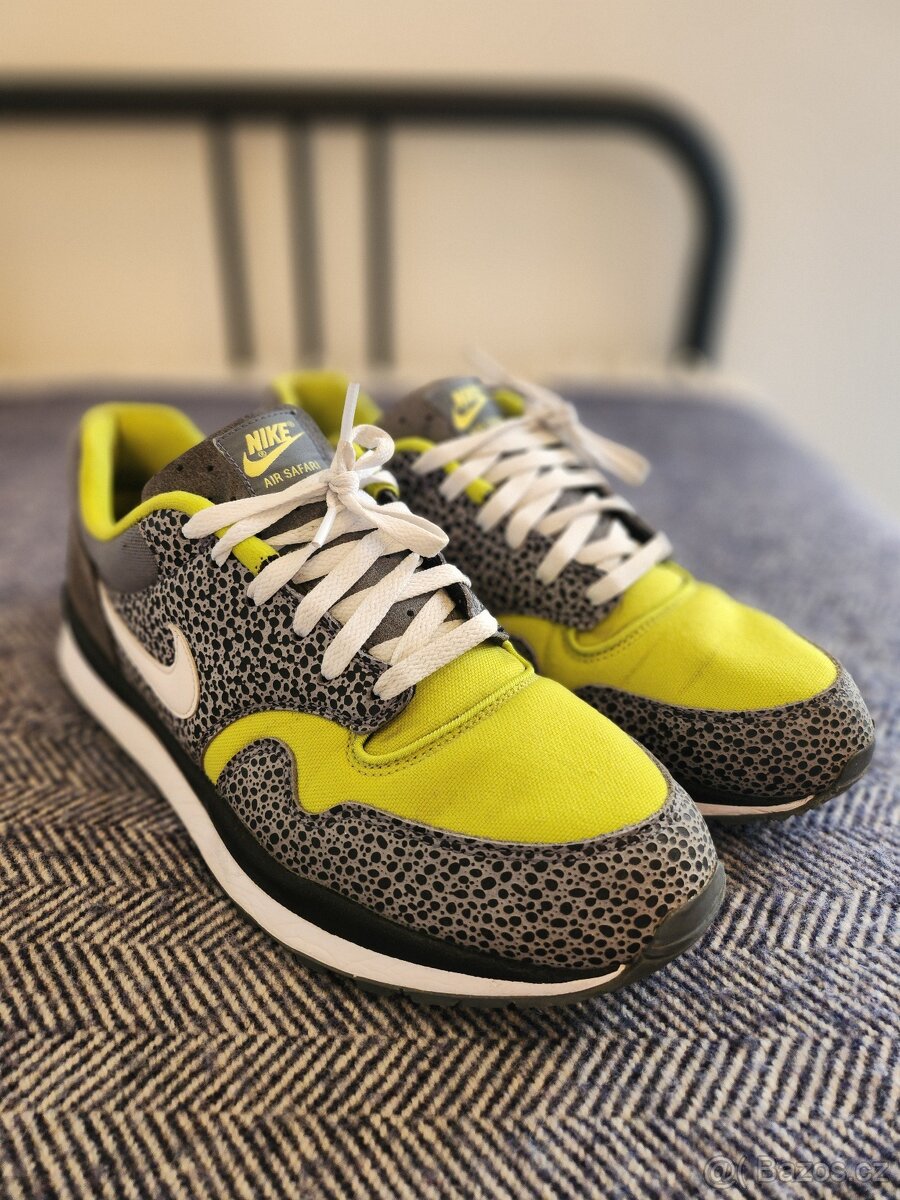 Nike Air Safari 47