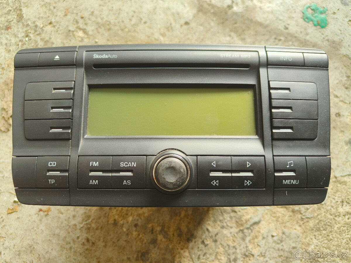 Autoradio Škoda Octavia 2 mp3