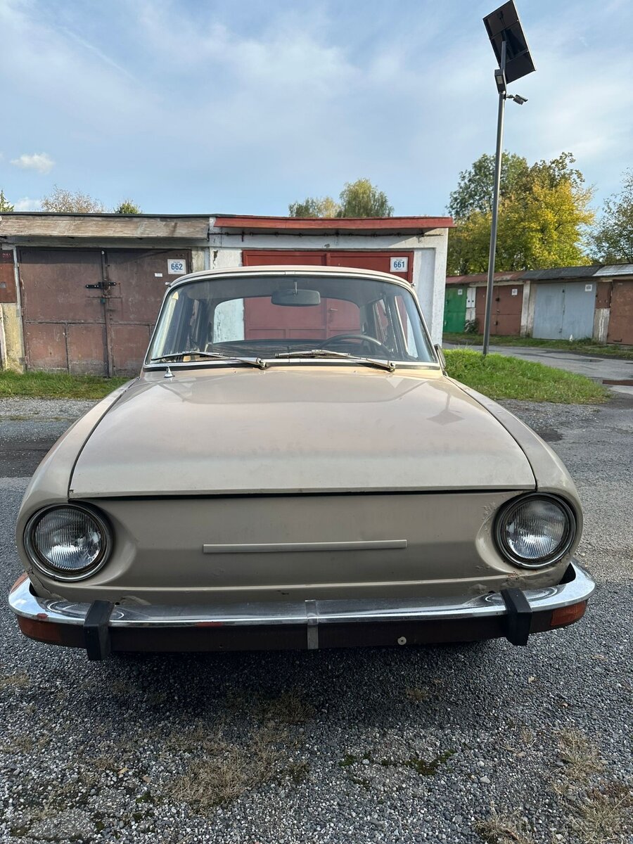 Škoda 100