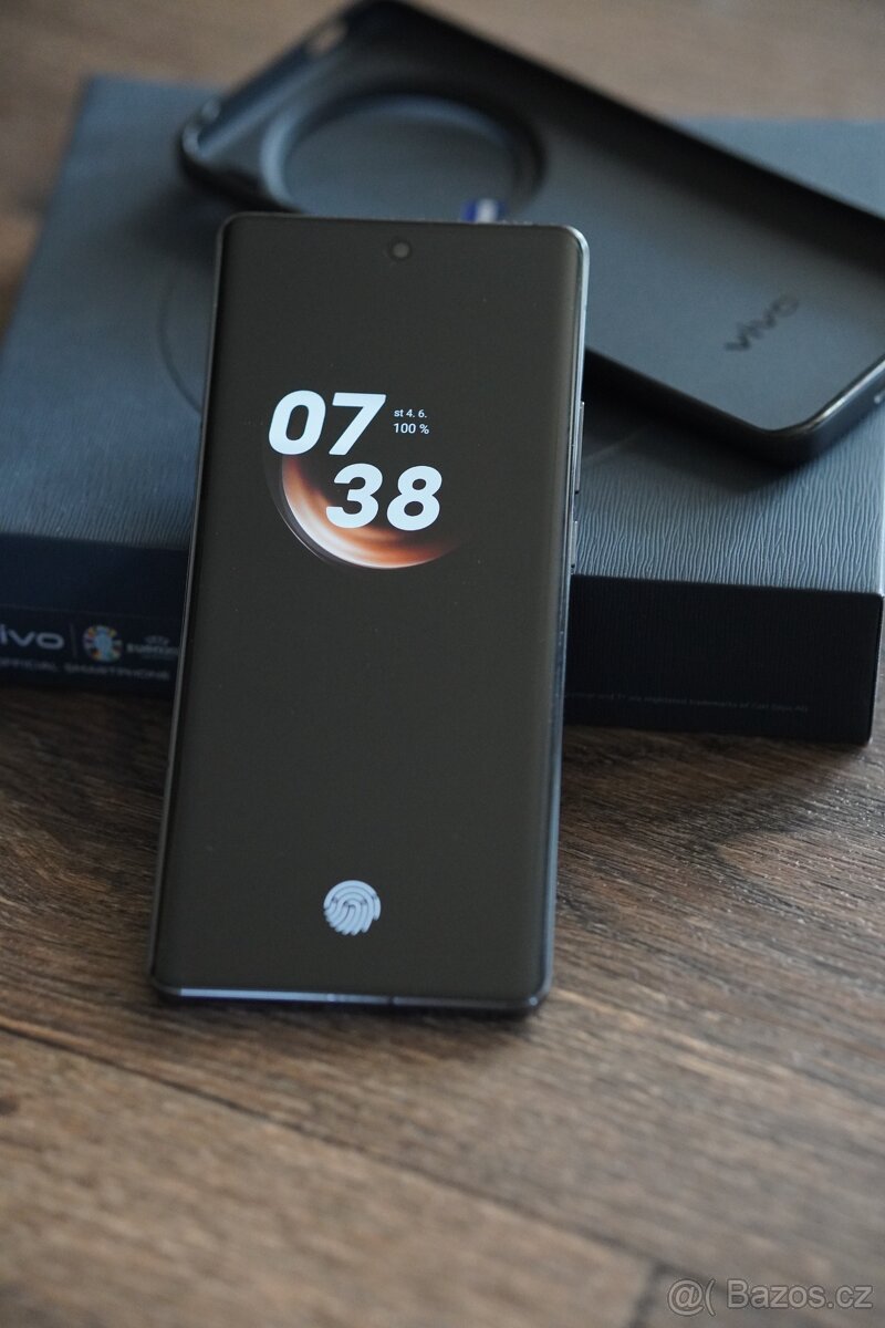 Vivo X100 Pro – TOP stav, záruka do 7/2026, komplet balení +
