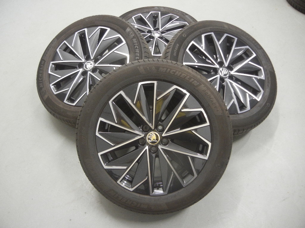 Kola Octavia 5x112 R17 Pulsar
