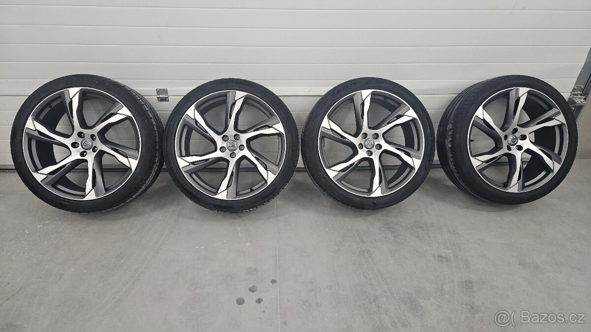 Alu originál Volvo 5x108 275/35 R22 letní