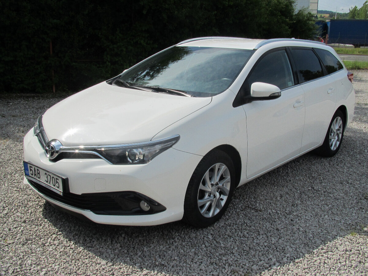 Toyota Auris 1.6