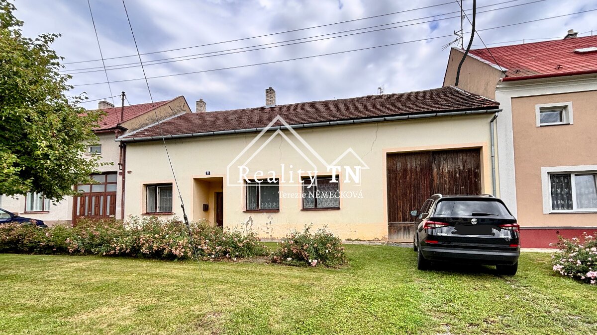 rodinný dům se sklípkem