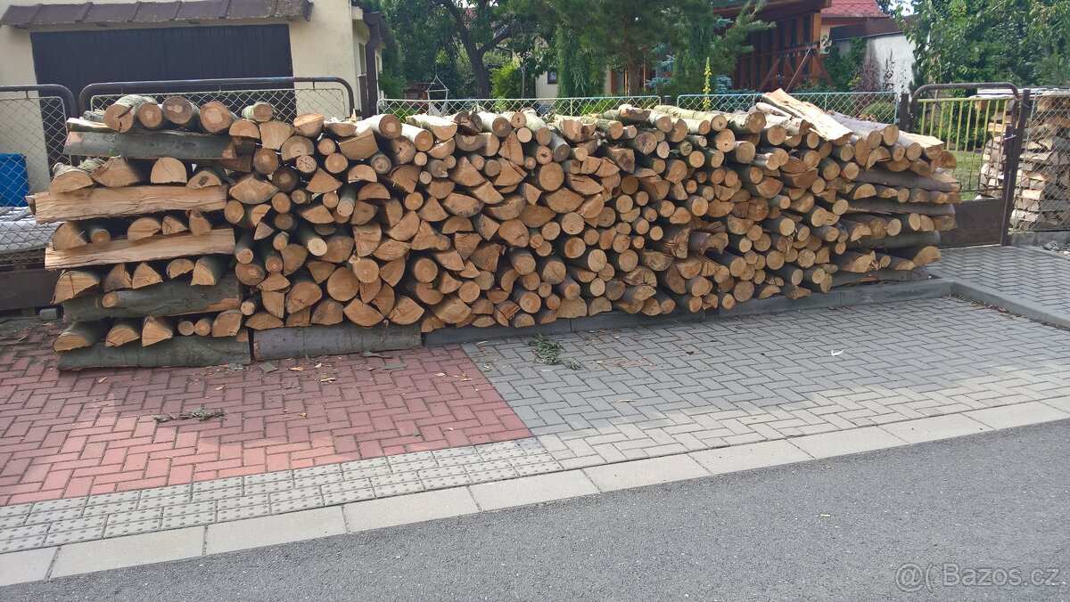 Palivové dřevo tvrdé