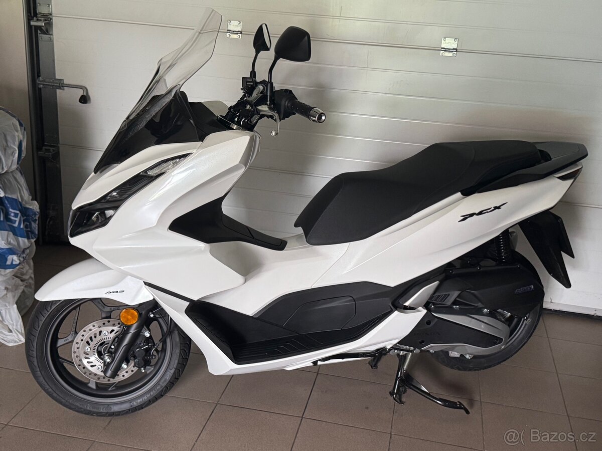 Honda PCX125 Jako nová