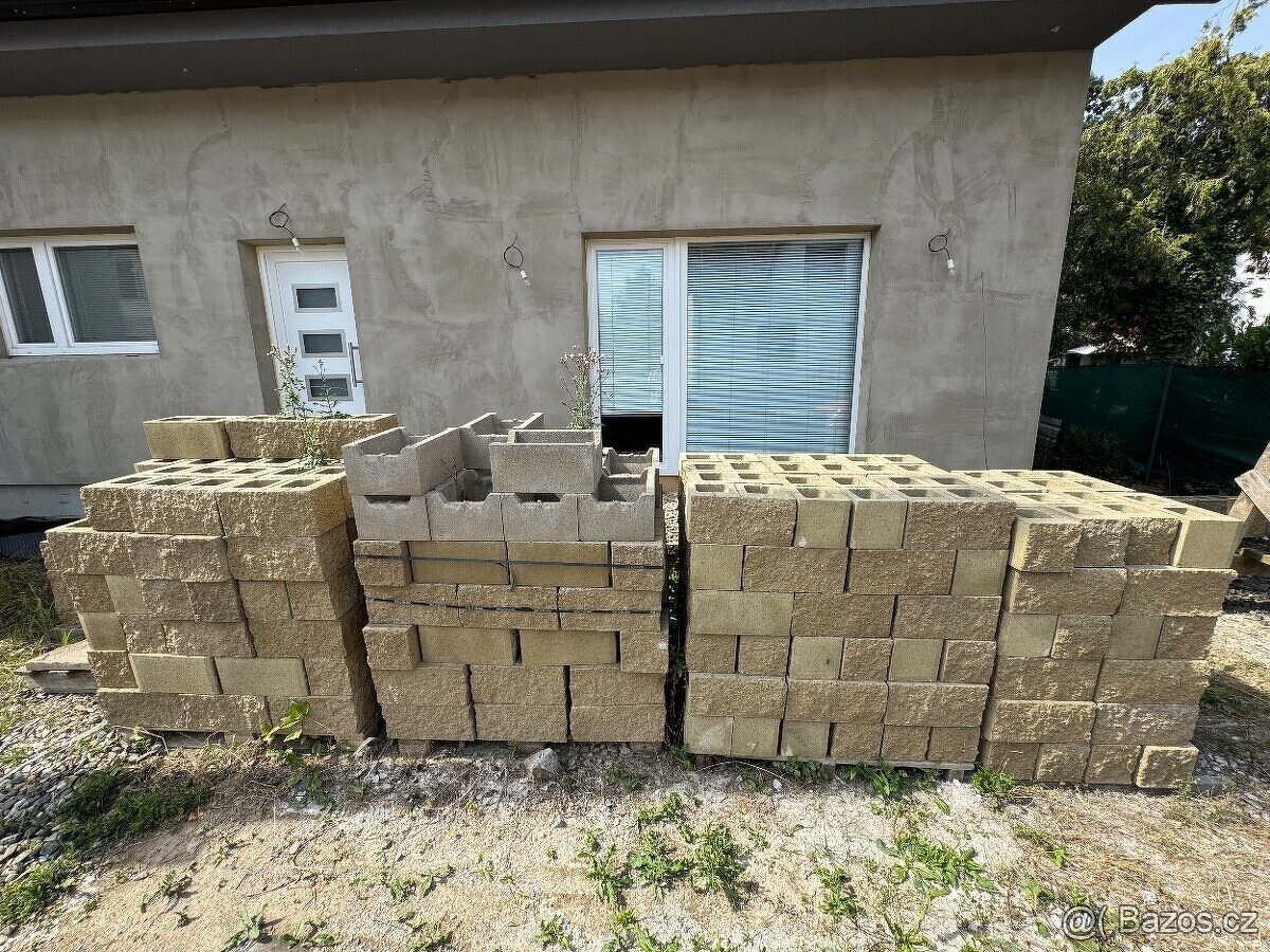 Nové betonové štípané tvarovky KB BLOK za 40% ceny