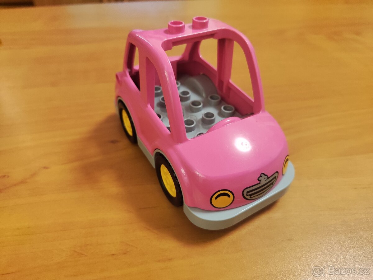 Lego duplo - růžové auto