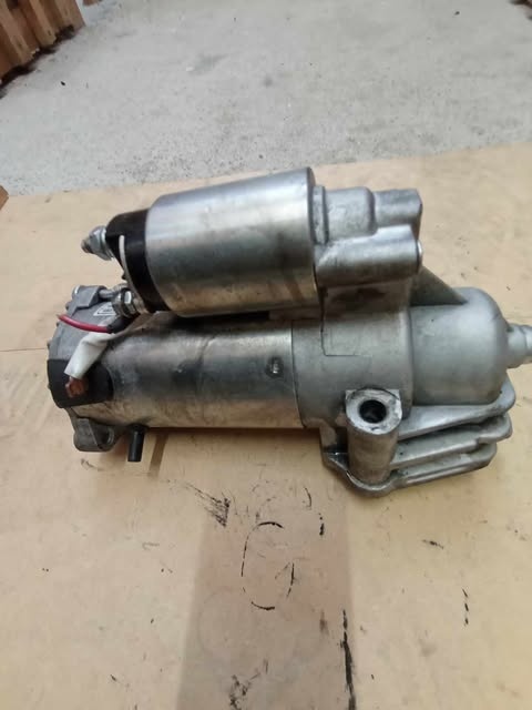 Ford tanzit 2.4 td starter cen 700 k