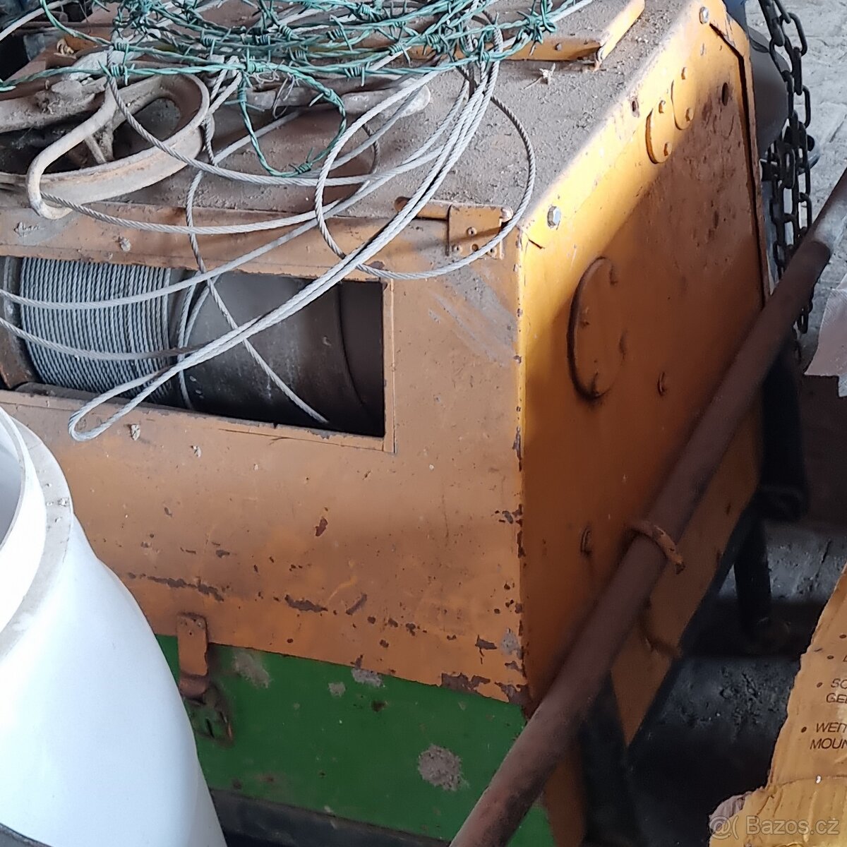 Prodám stavební vrátek