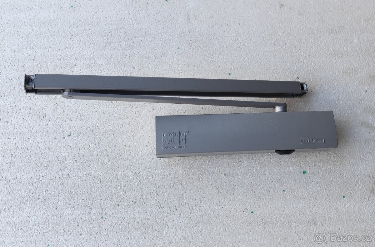 GEZE TS 5000 - zavírač dveří